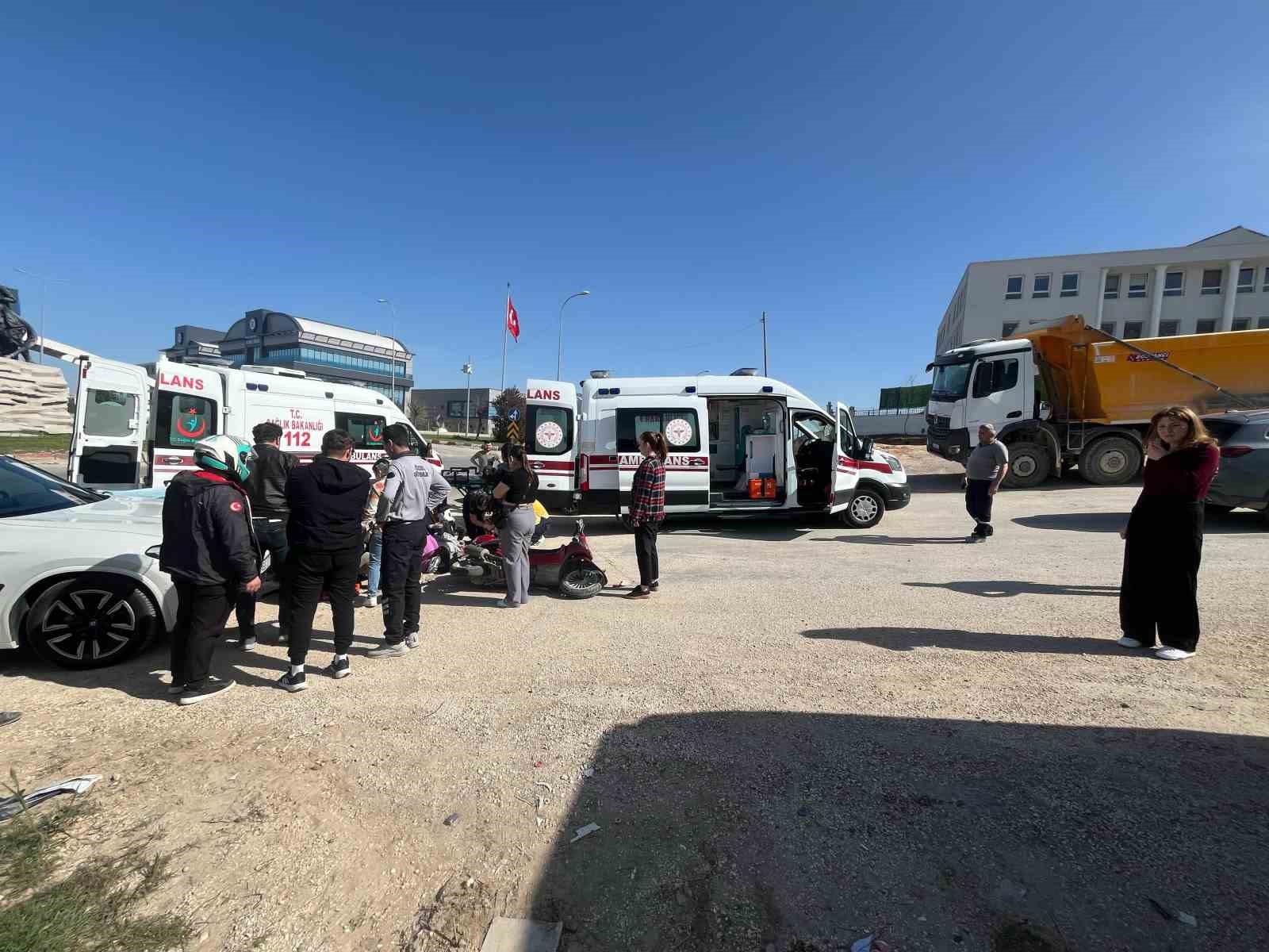 Bilecik’te meydana gelen trafik kazasında 3 kişi yaralandı