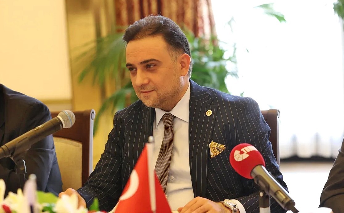 AK Parti&rsquo;li Baybatur: "Selendi&rsquo;ye yeni toplum sağlığı merkezi kazandırıyoruz"
