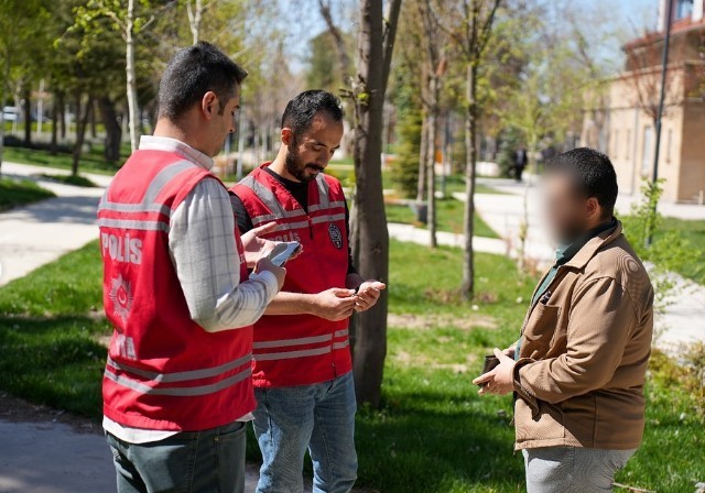 Isparta’da 52 ekip, 193 personelle huzur ve güven uygulaması

