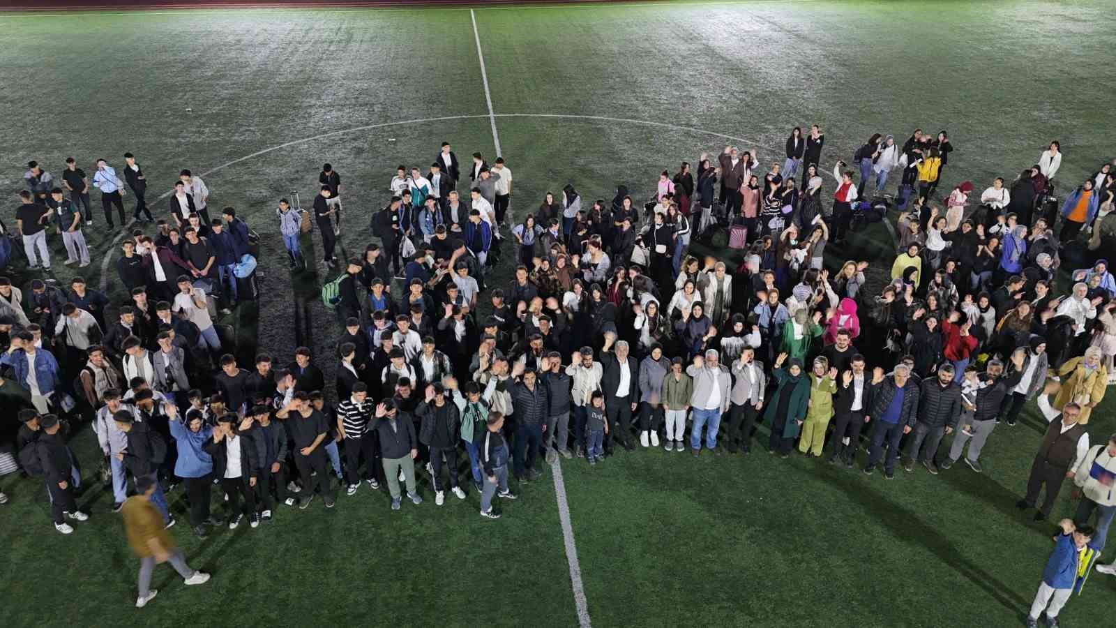Kahta Belediyesi’nden 500 genç için moral kampı