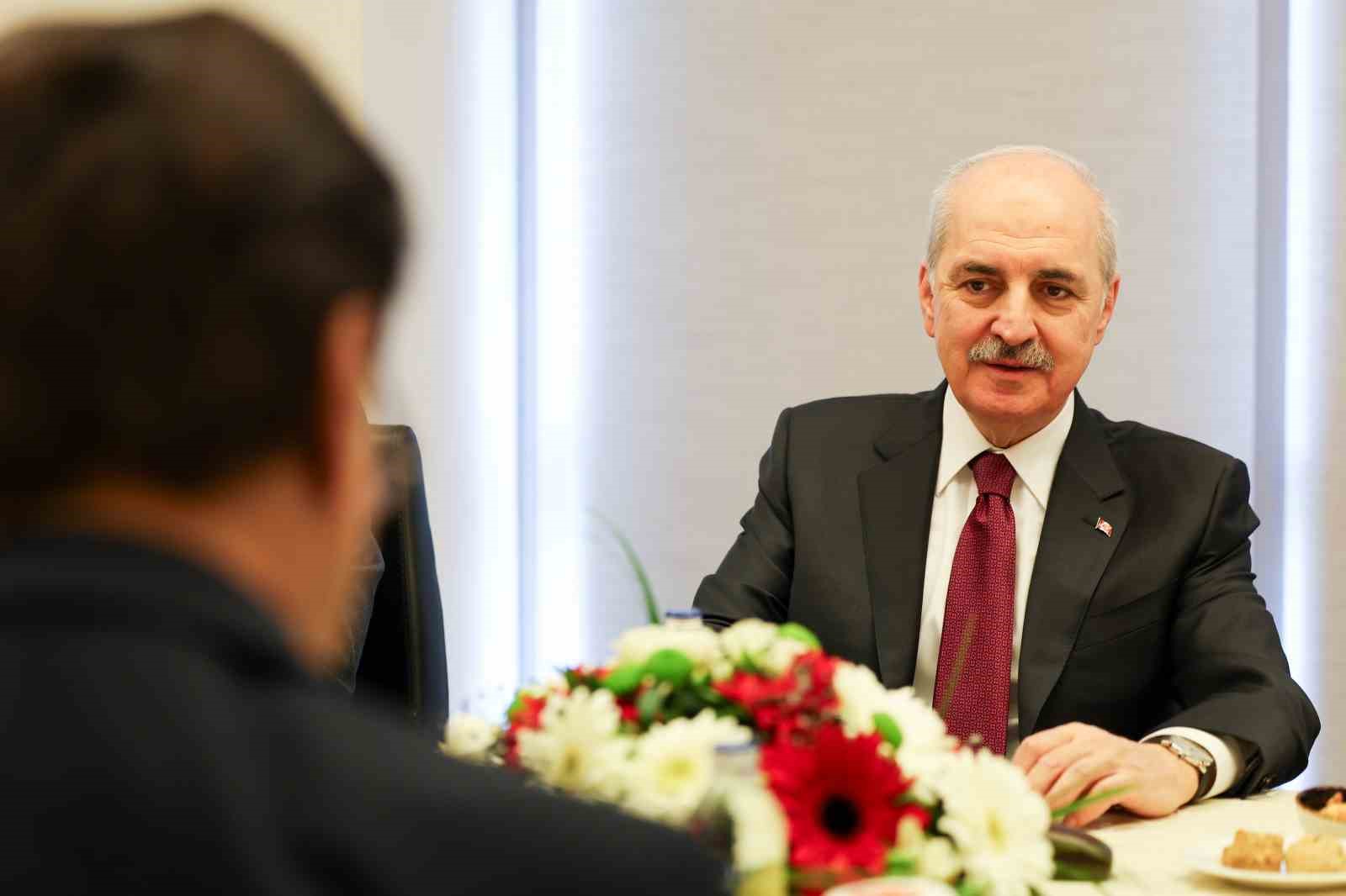 TBMM Başkanı Numan Kurtulmuş, İstanbul’da Pakistan Ulusal Meclis Başkanı Sadık İle görüştü
