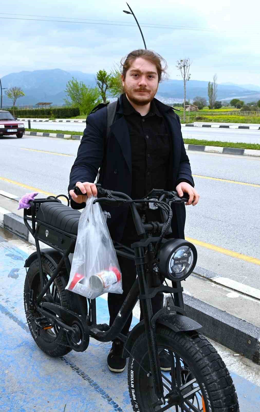 Yenilenen bisiklet yolu öğrencilerden tam not aldı