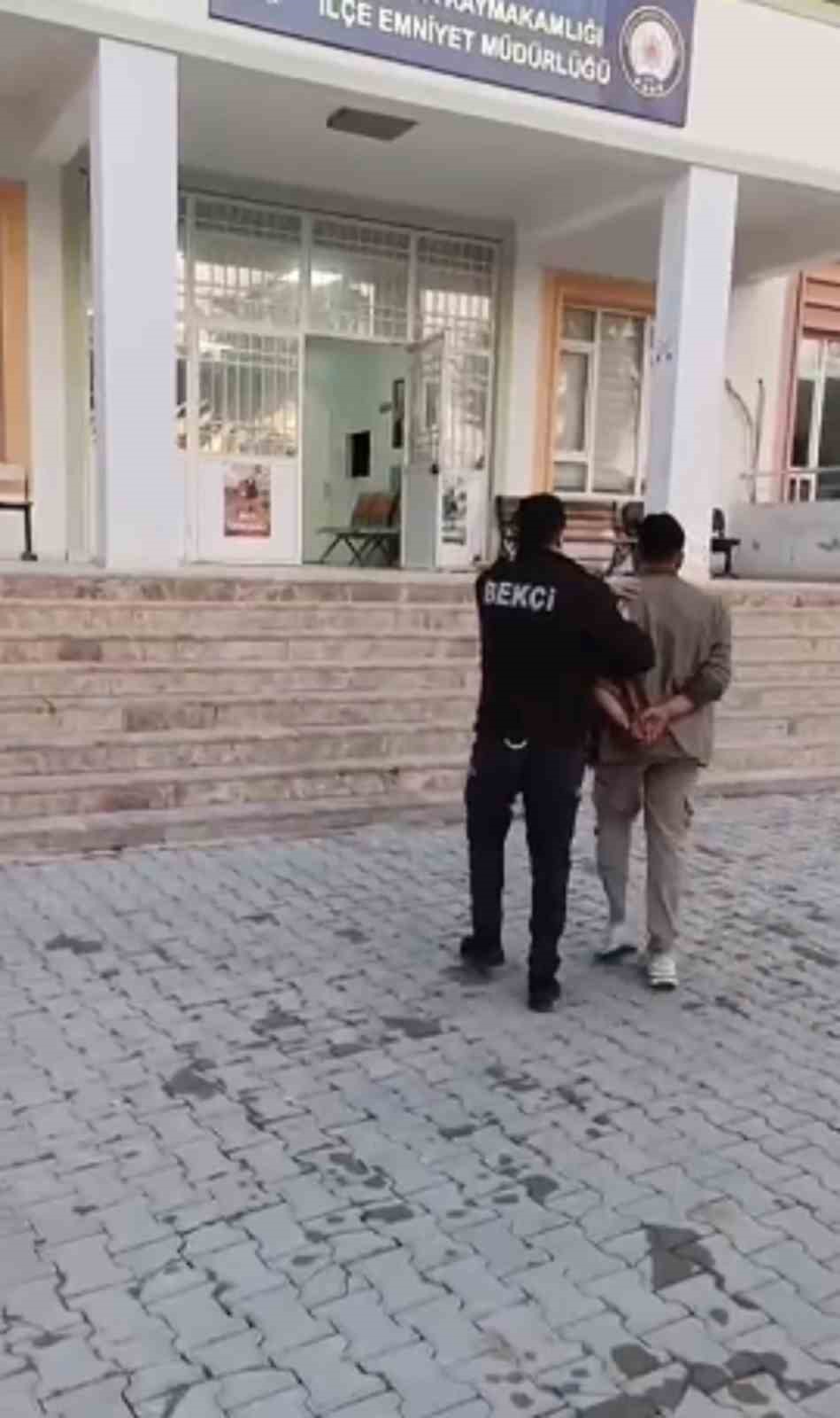 Hatay&rsquo;da hapis cezası ile aranan 6 kişi tutuklandı
