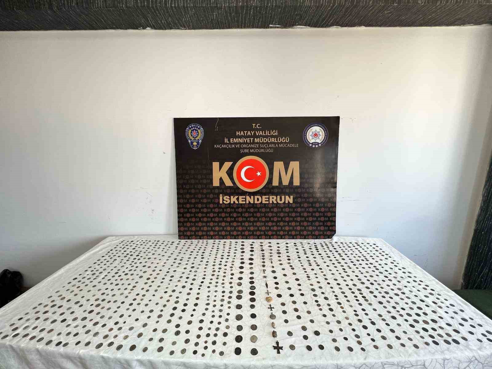 Hatay’da bin 30 adet sikke ele geçirildi