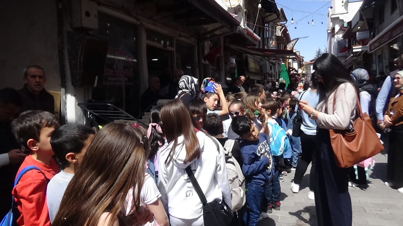 Öğrenciler ahilik geleneğini yaşayarak öğrendi