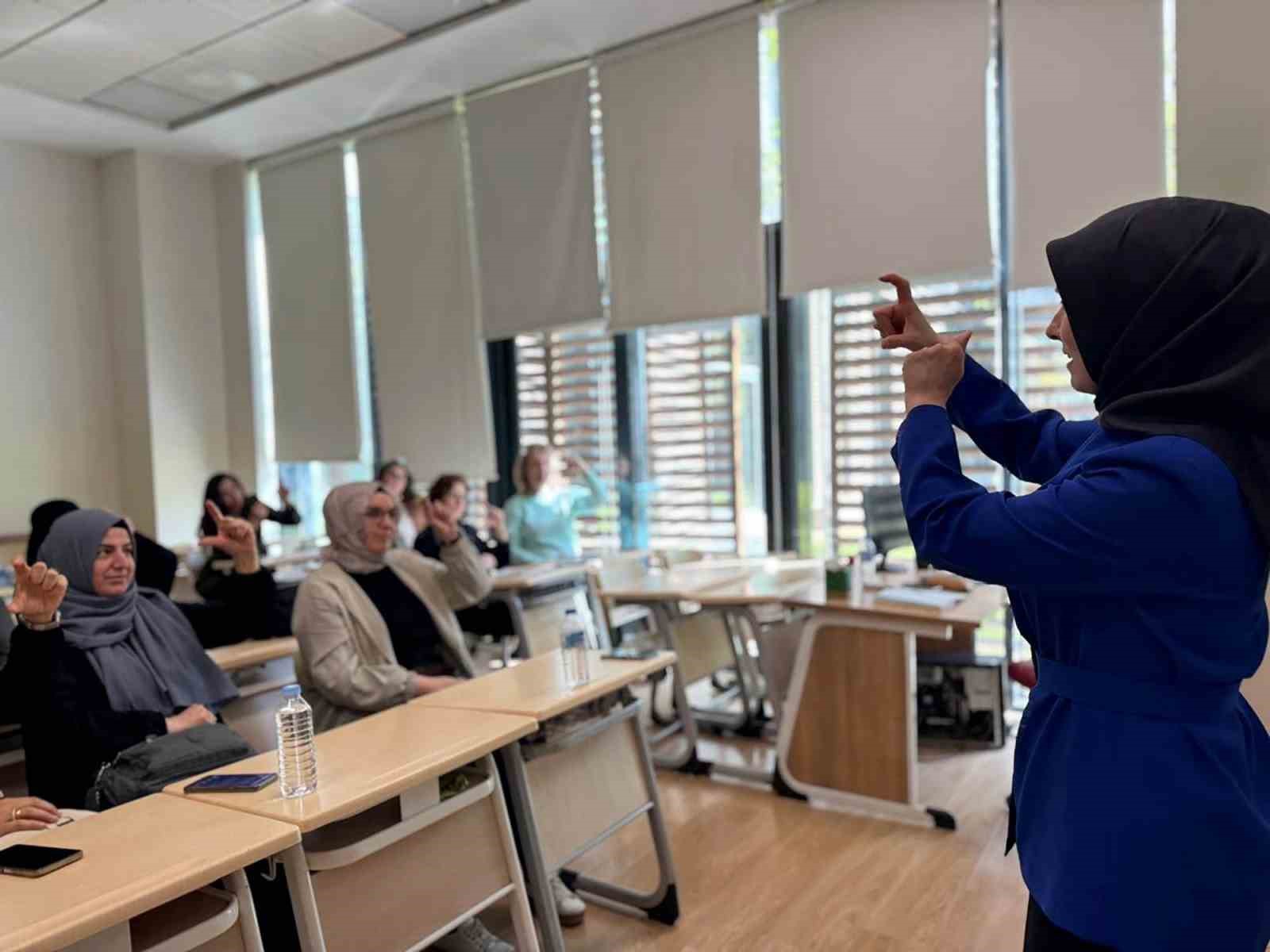 SGM’de işaret dili eğitimleri başladı
