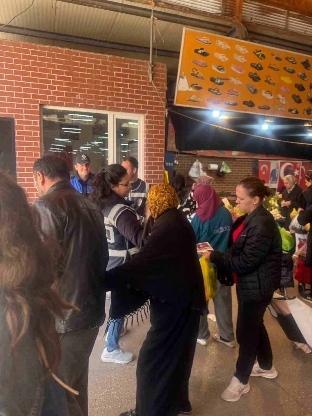 Karacabey’de polis ekipleri KADES uygulamasını tanıttı