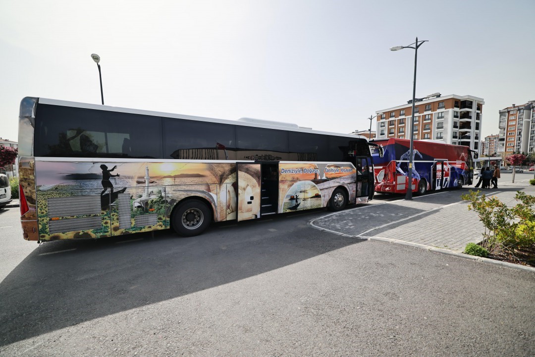 Başkan Bora Balcıoğlu’ndan özel bireyler için Emirgan Korusu gezisi