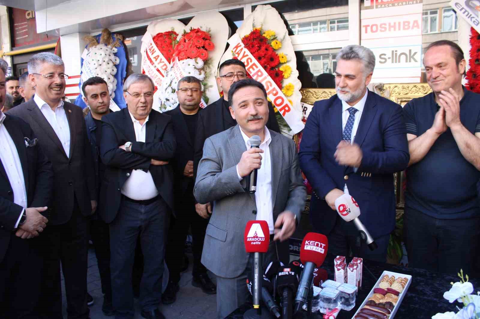 Kanal Plus TV yayın hayatına başladı