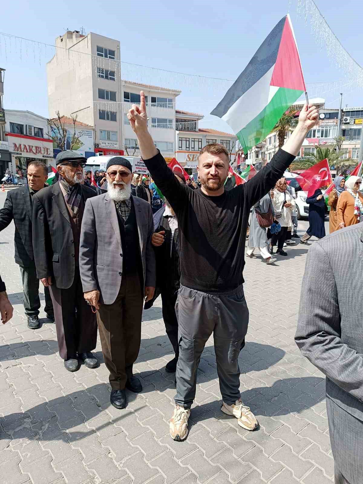 Karacabeyliler haykırdı; Gazze yalnız değildir