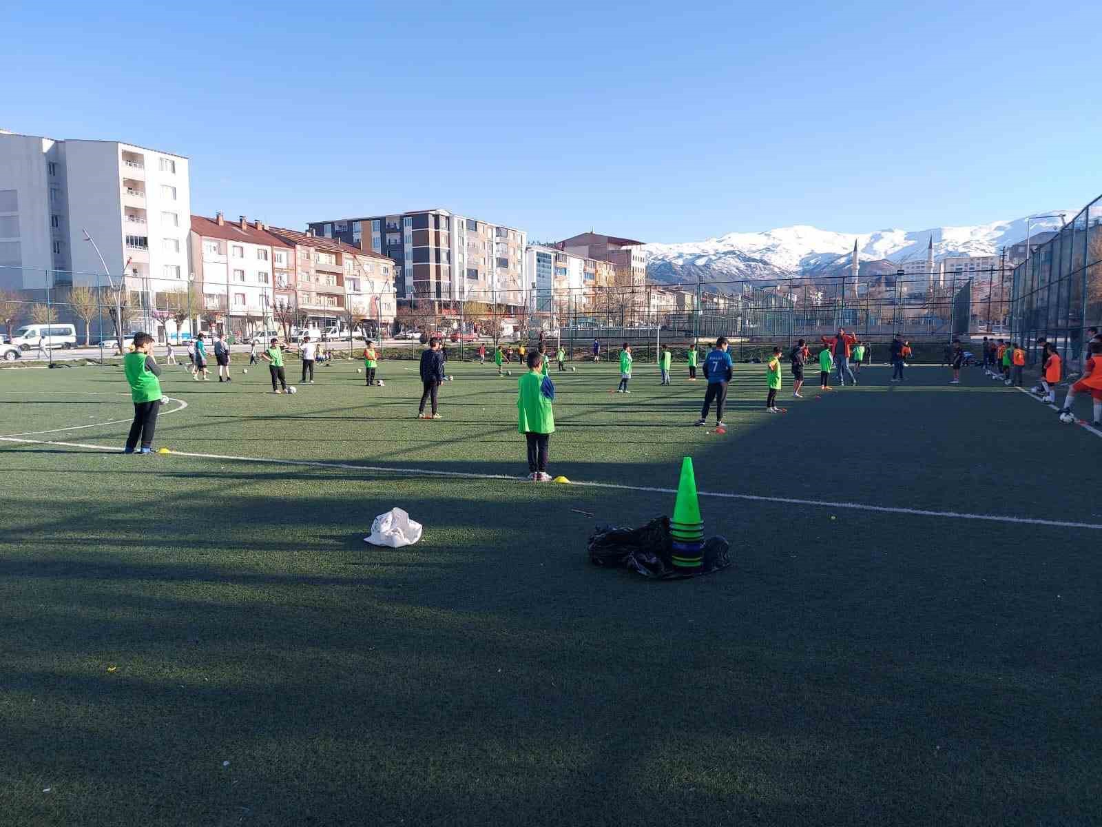 Muş’ta geleceğin yetenekleri yetişiyor