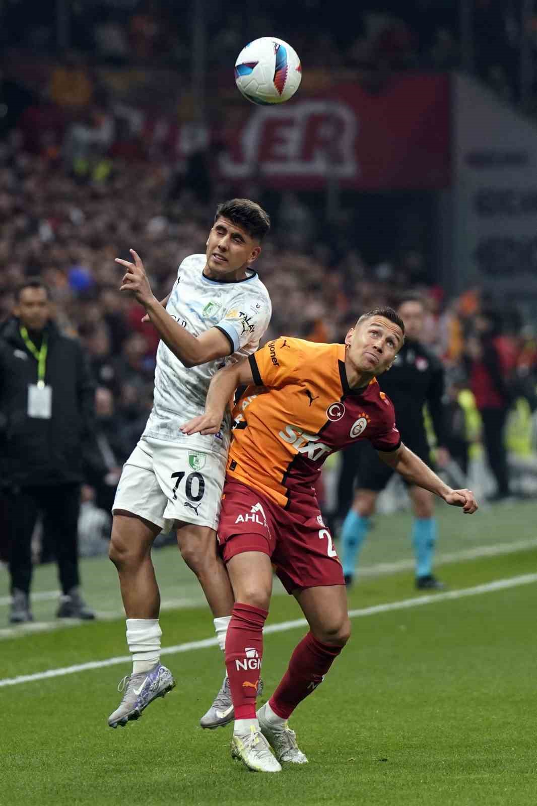 Trendyol Süper Lig: Galatasaray: 1 - Bodrum FK: 0 (İlk yarı)
