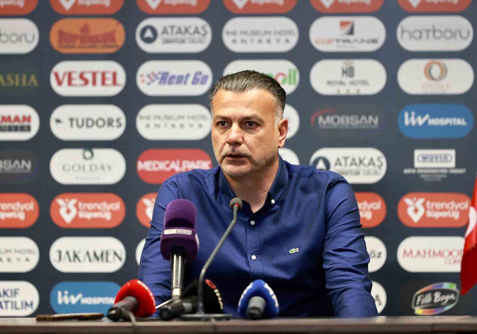 Murat Şahin: "İlk yarısı beyaz, ikinci yarısı siyah bir maçtı"