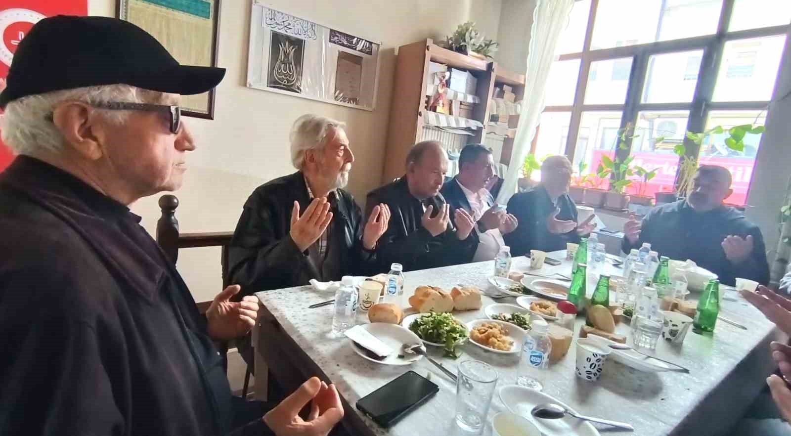 Kütahya Sosyal Yardım ve Kültür Vakfı’ndan geleneksel hatim programı