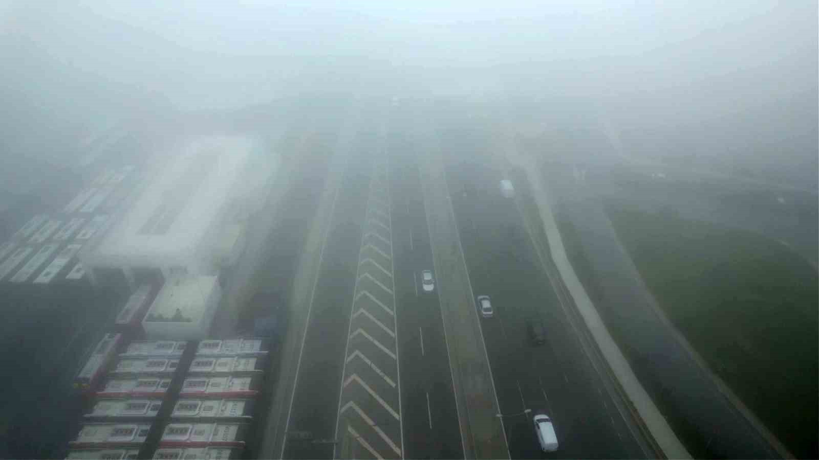 Beylikdüzü’nde sis etkili oldu