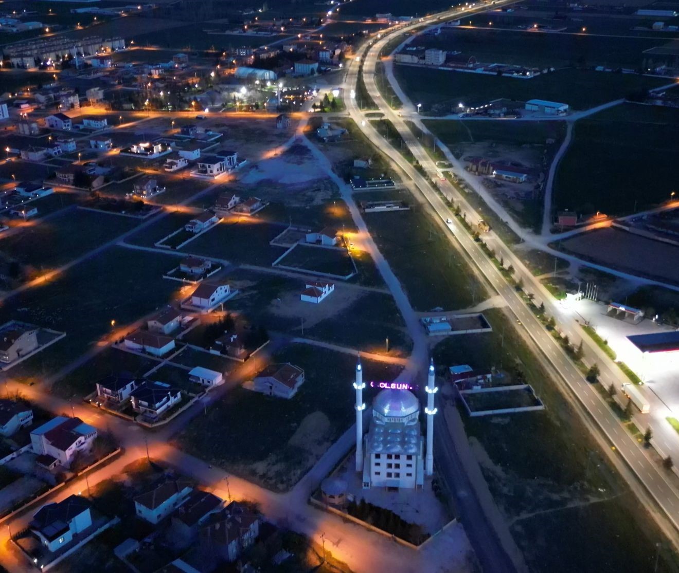 Bolvadin’in görsel güzelliği dron kamerasında