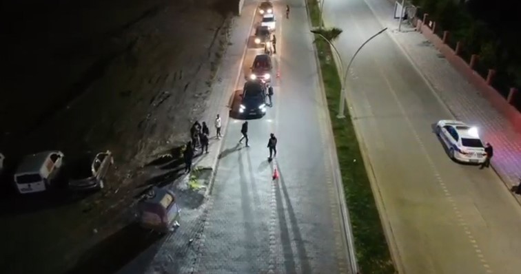 Asayiş ve narkotik uygulamasında aranan 4 şahıs yakalandı