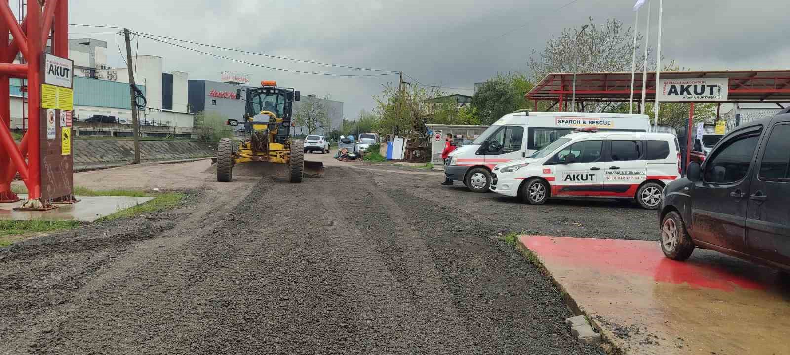 Rahat ve güvenli ulaşım için ekipler sahada
