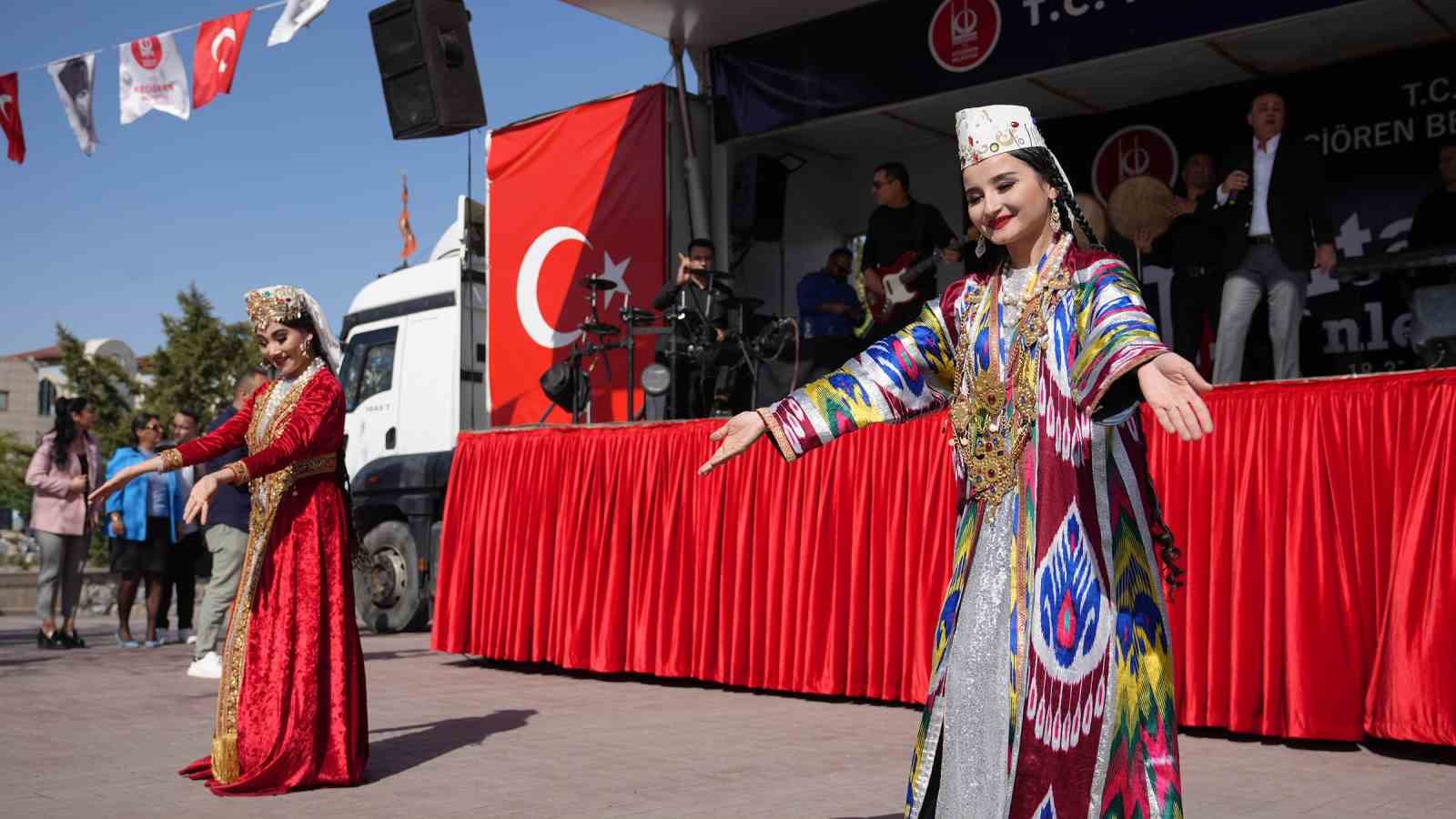 Ke&ccedil;i&ouml;ren&rsquo;de "1&rsquo;inci Kitap G&uuml;nleri" başladı
