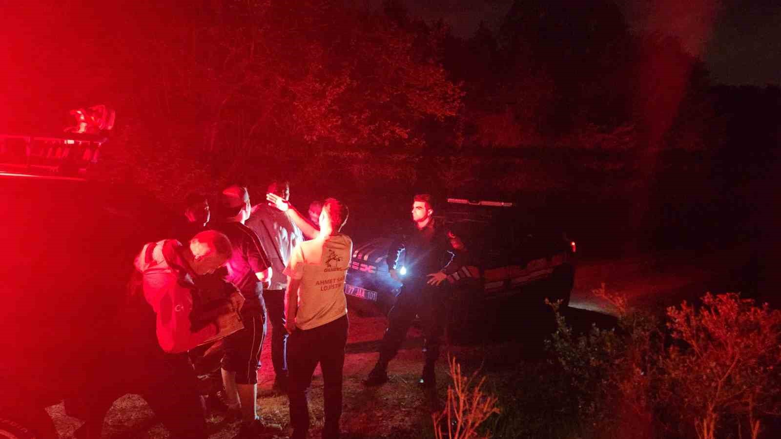 Yalova’da ormanlık alanda kaybolan 2 kişi kurtarıldı