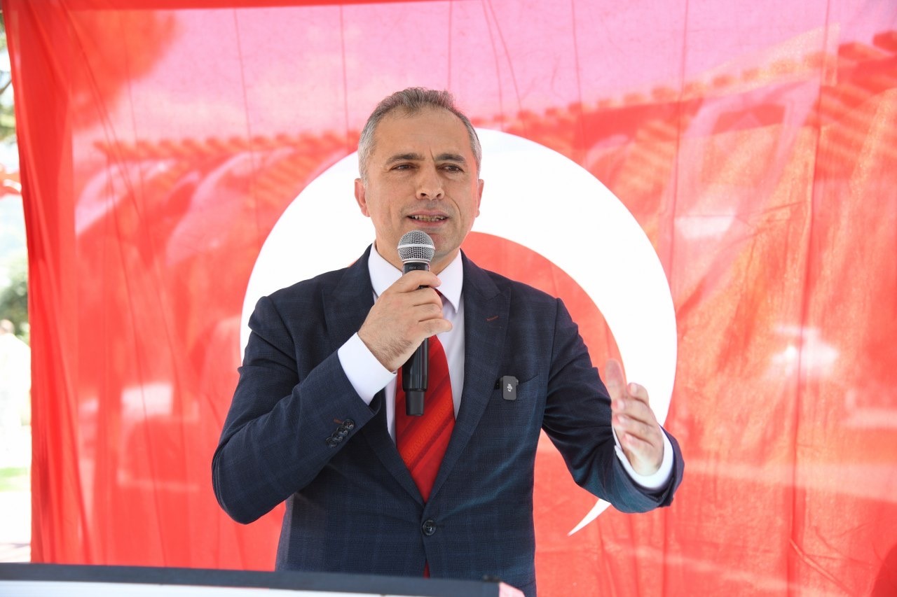 Başkan Çenet: "Şehre siluet katan çalışmalarla Osmaniye’yi yeşille kaplayacağız"