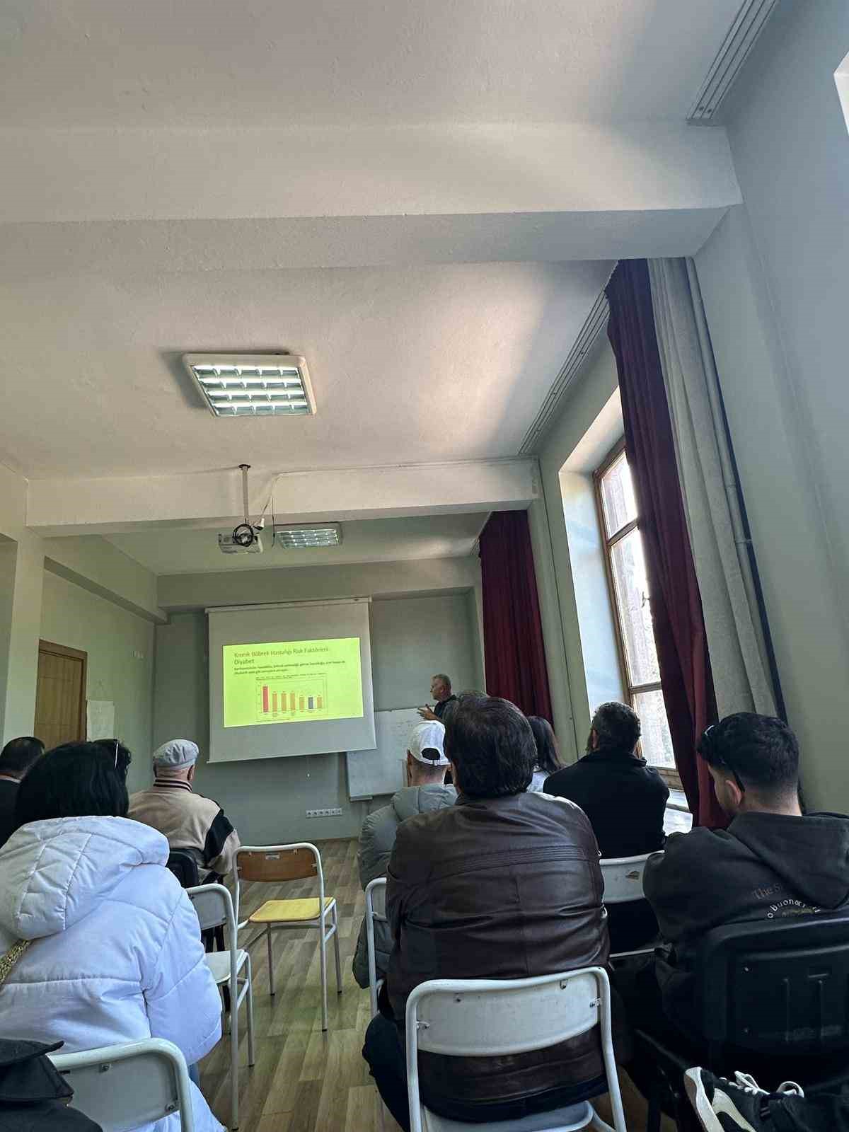 Y&uuml;k&uuml;ml&uuml;ler i&ccedil;in organ bağışı ve &ouml;nemi hakkında seminer d&uuml;zenlendi
