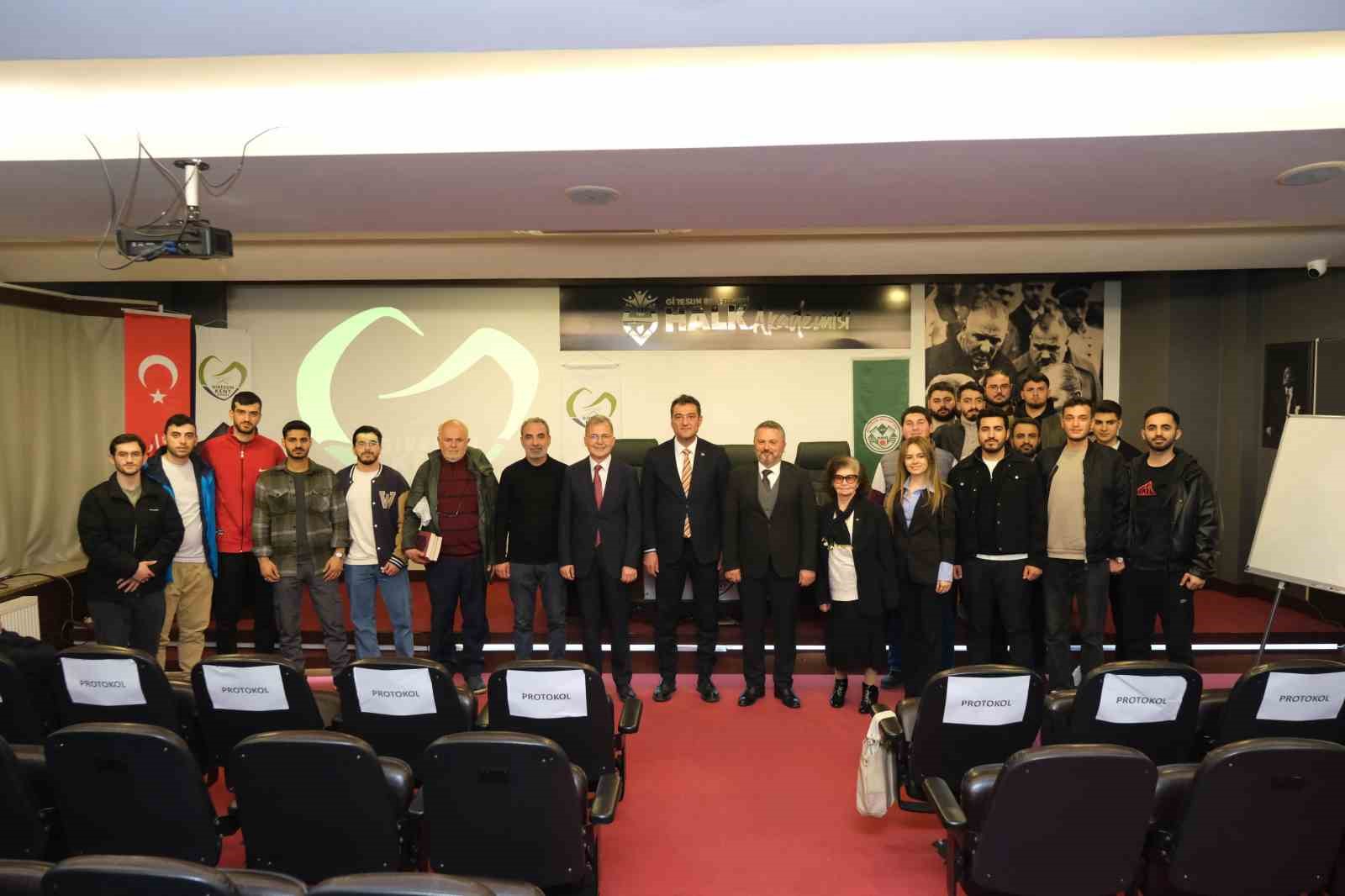 Giresun’da "Kur’an-ı Kerim’i Anlamak" eğitimi tamamlandı