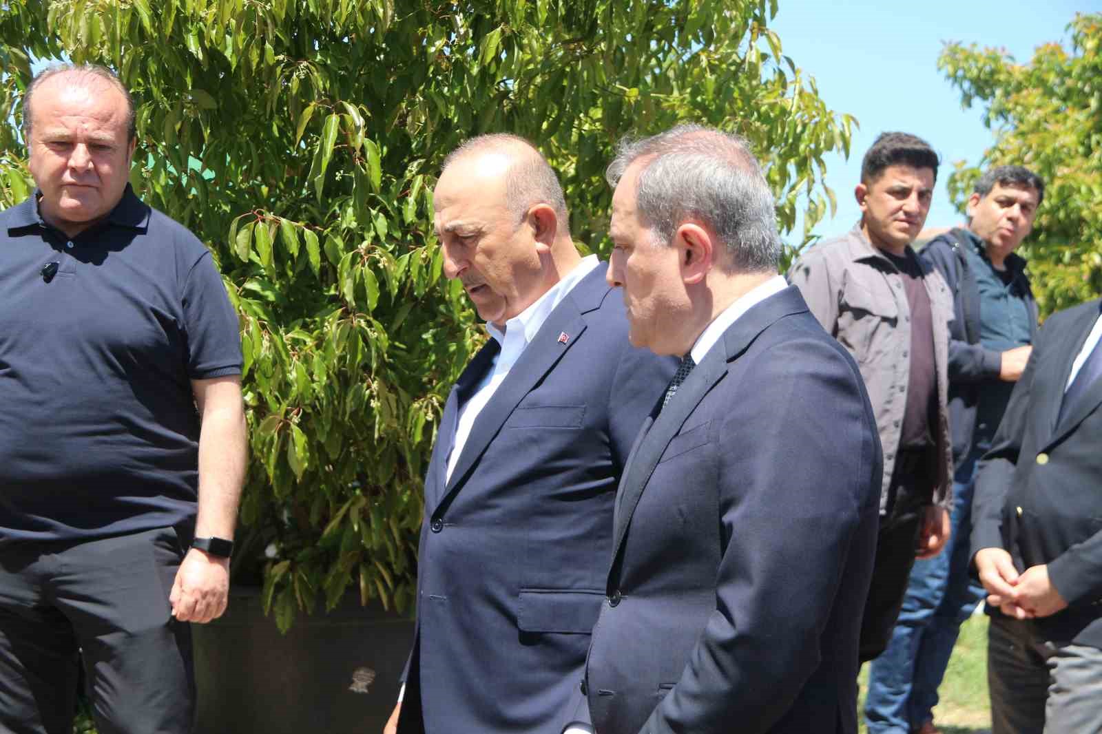 Azerbaycan Dışişleri Bakanı’ndan Mevlüt Çavuşoğlu’na taziye ziyareti