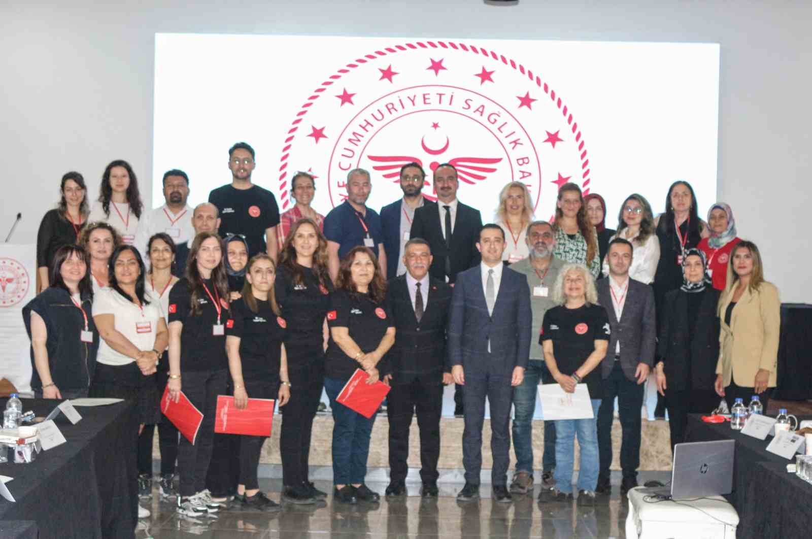 Mersin’de acil sağlık hizmetlerine yönelik eğitim tamamlandı