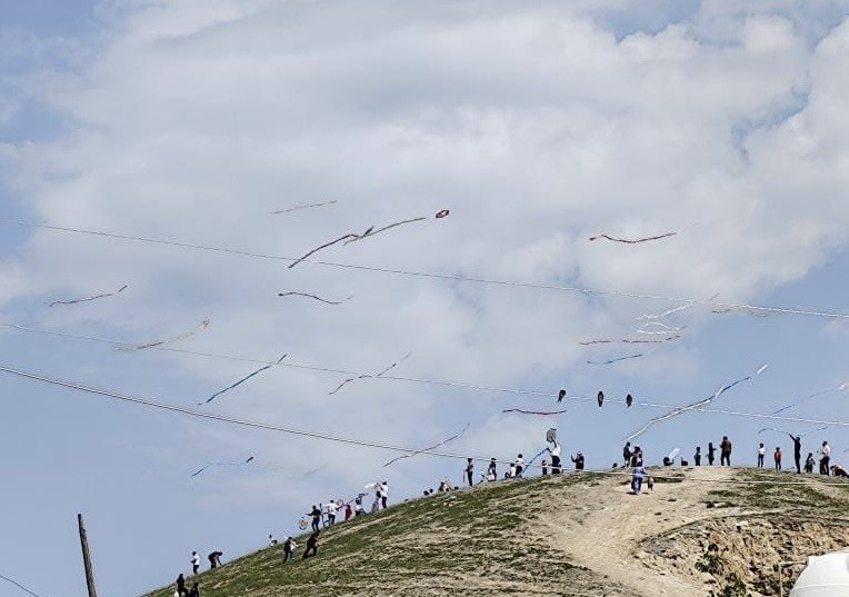 Mardin’de uçurtma şöleni renkli görüntüler oluşturdu