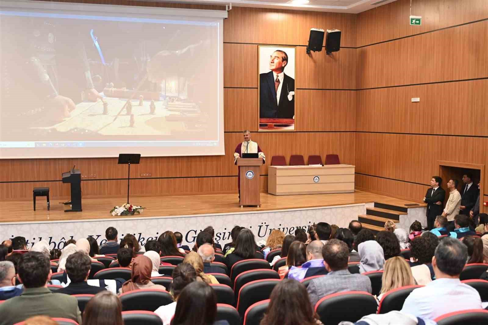 &Ccedil;AK&Uuml;&rsquo;de başarılı olan akademisyenler &ouml;d&uuml;llendirildi
