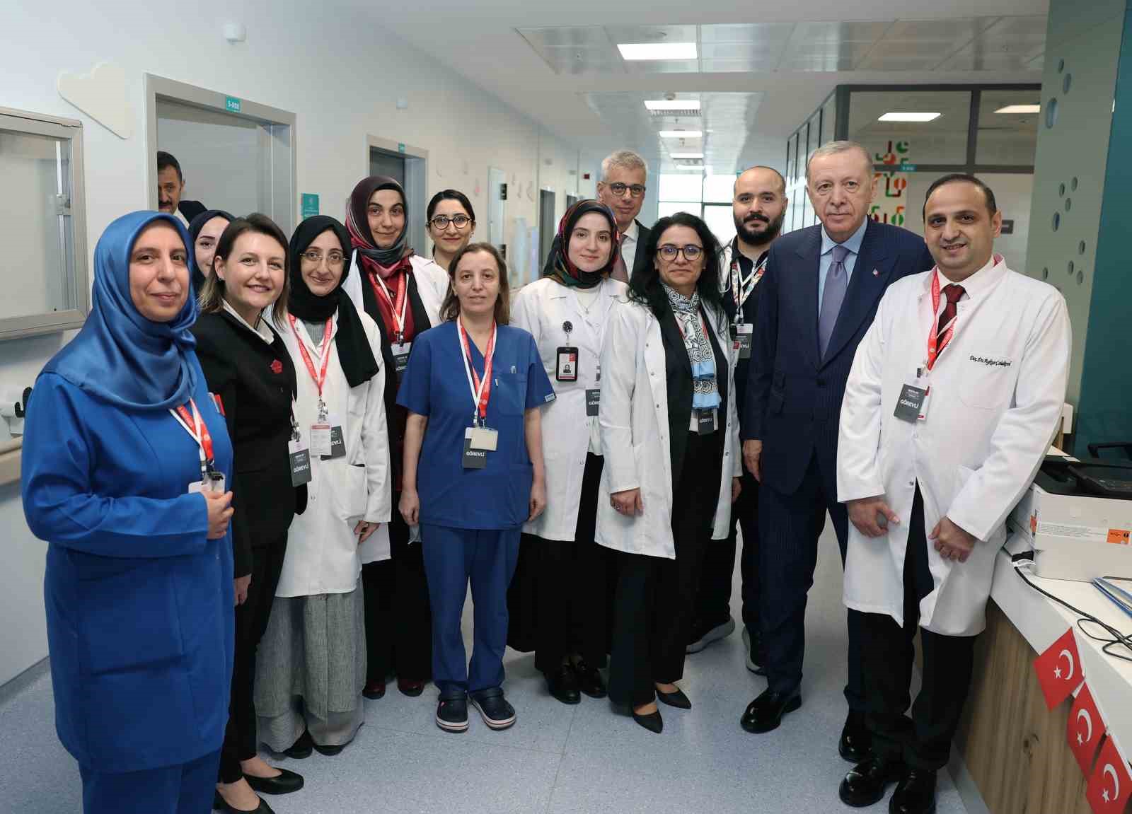 Sağlık Bakanı Memişoğlu: "İstanbul’da yaptığımız sağlık yatırımlarıyla bu güzel şehrimizi uluslararası bir sağlık merkezi konumuna yükselttik"
