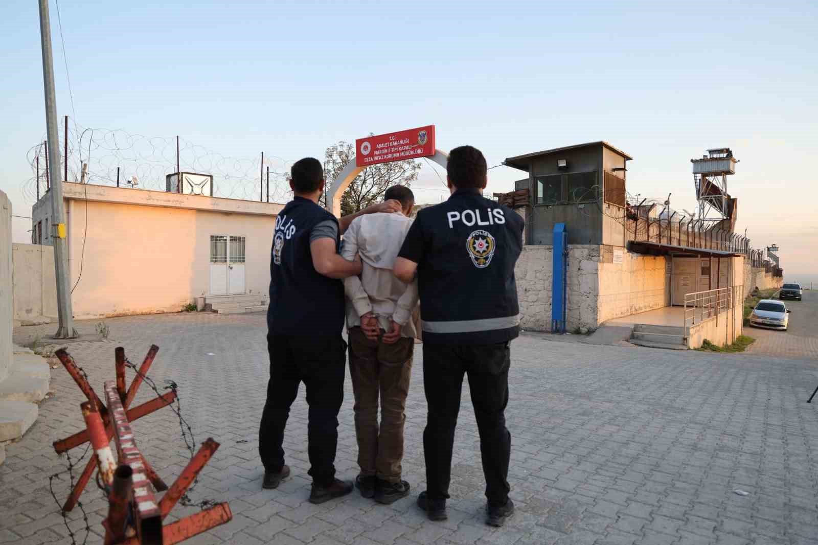 Mardin’de 36 yıl hapis cezasıyla aranan cezaevi firarisi yakalandı