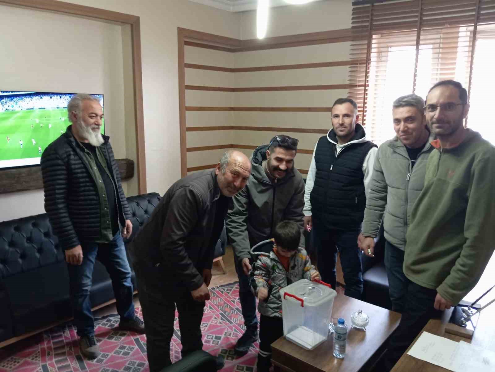 Başkan Yargıç Harmankaya güven tazeledi