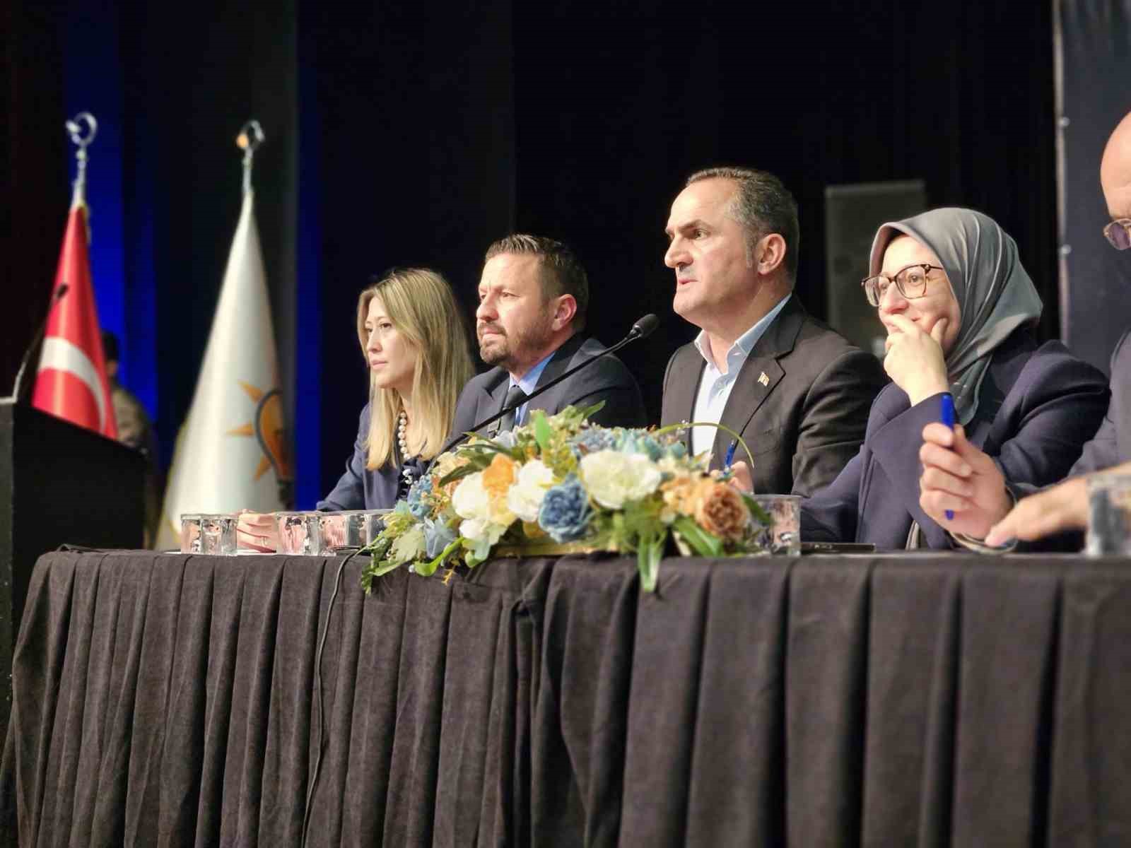 AK Parti Genel Başkan Yardımcısı Belgin Uygur: "Yolsuzlukların üstünü örtmeye çalışıyorlar"