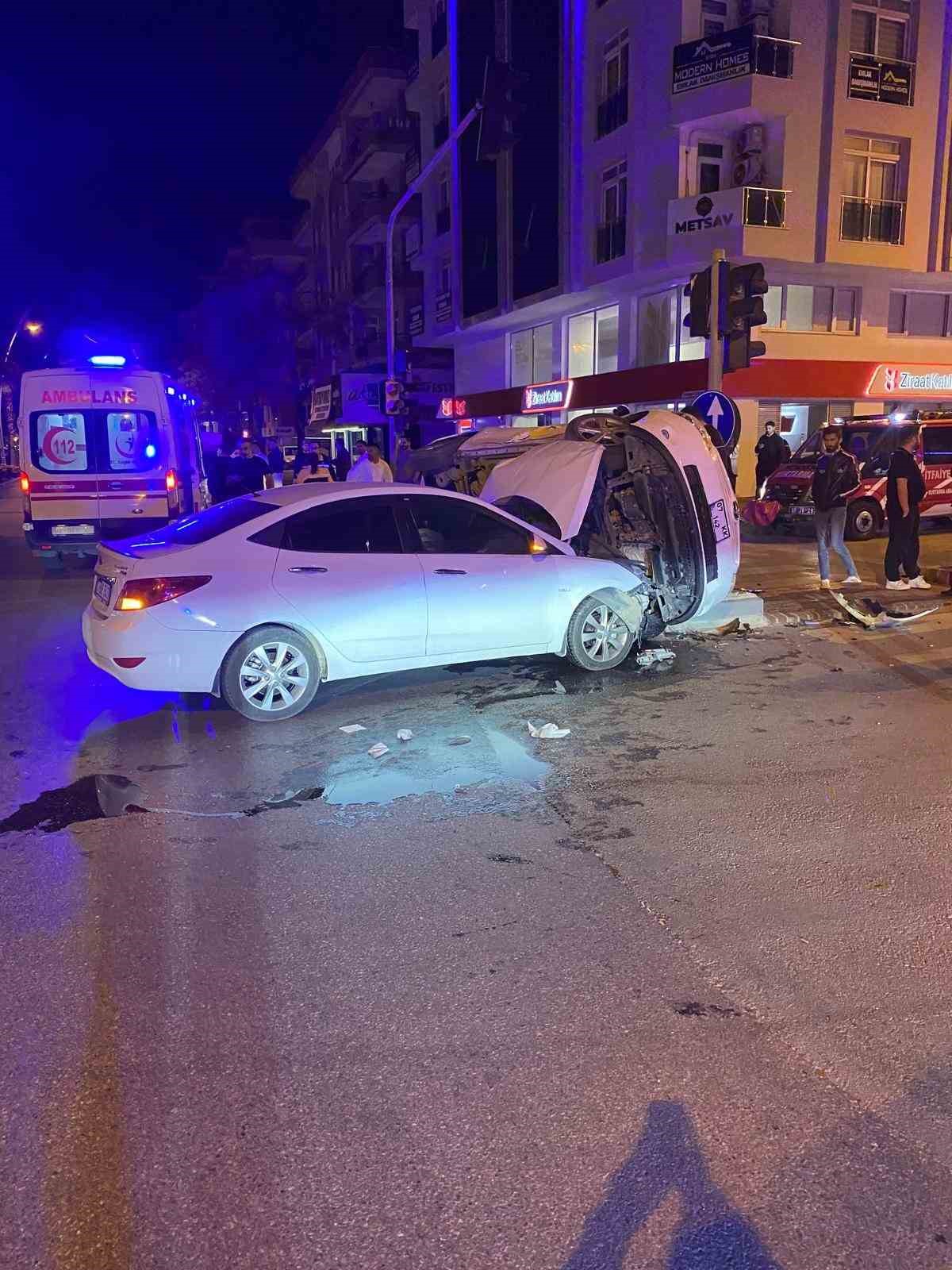 Manavgat&rsquo;ta meydana gelen kazada yaralanan olmadı
