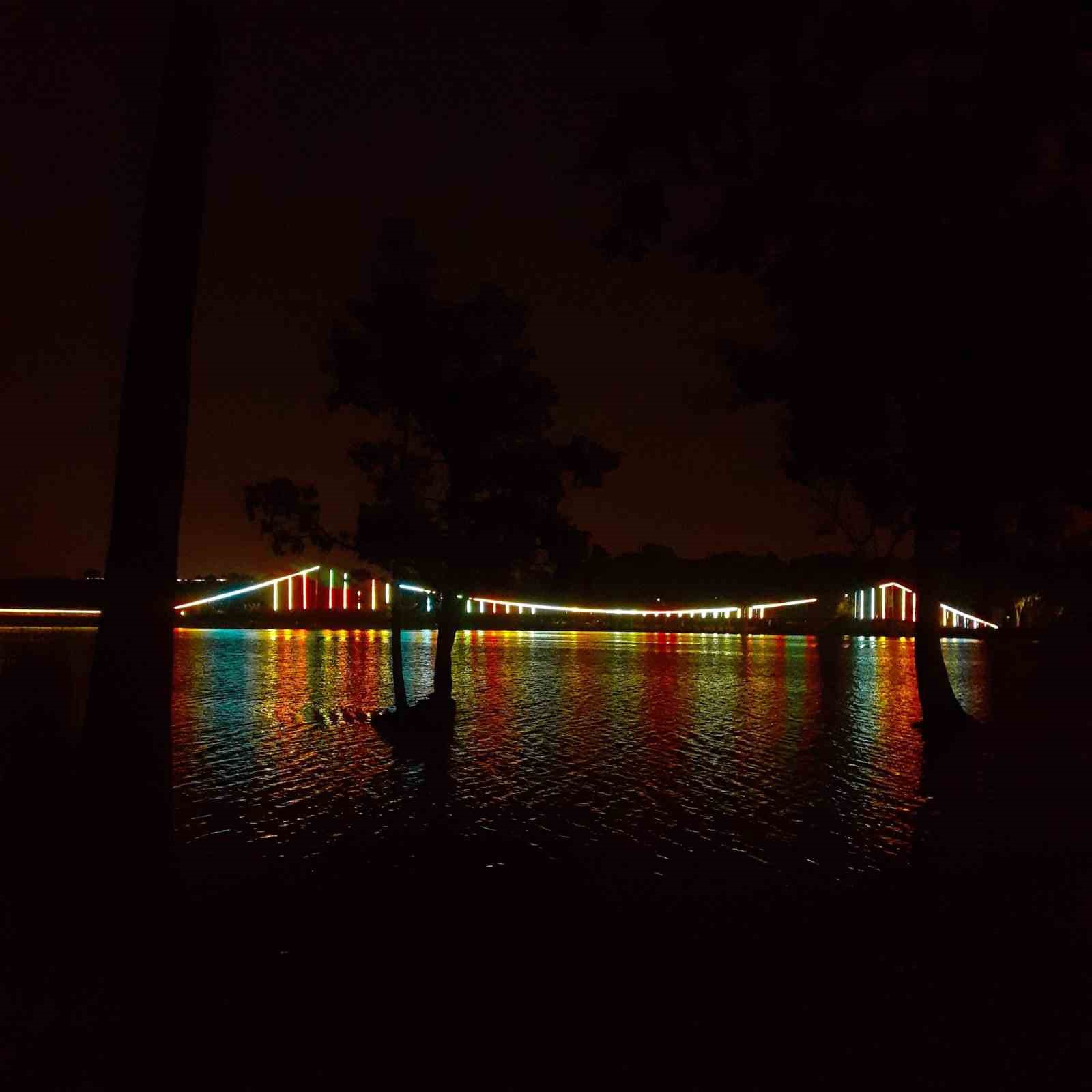 Adana&rsquo;nın boğazı "Esi Baraj" karanlığa terk edildi
