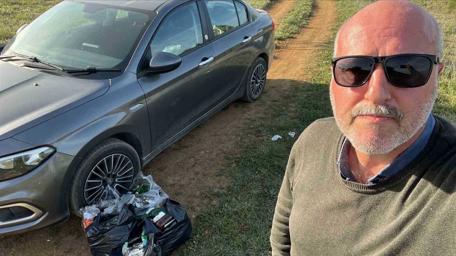 Abbaslık mevkiinde günde onlarca çöp çıkıyor