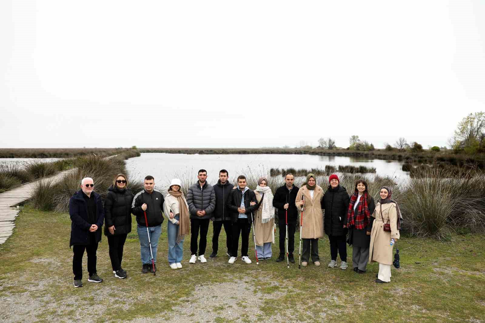 Görme engelli bireyler, Kuş Cennetini keşfetti