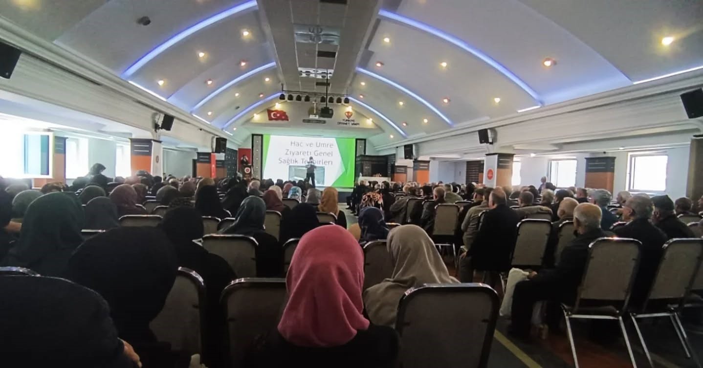 Hacı adaylarına önce eğitim sonra aşı