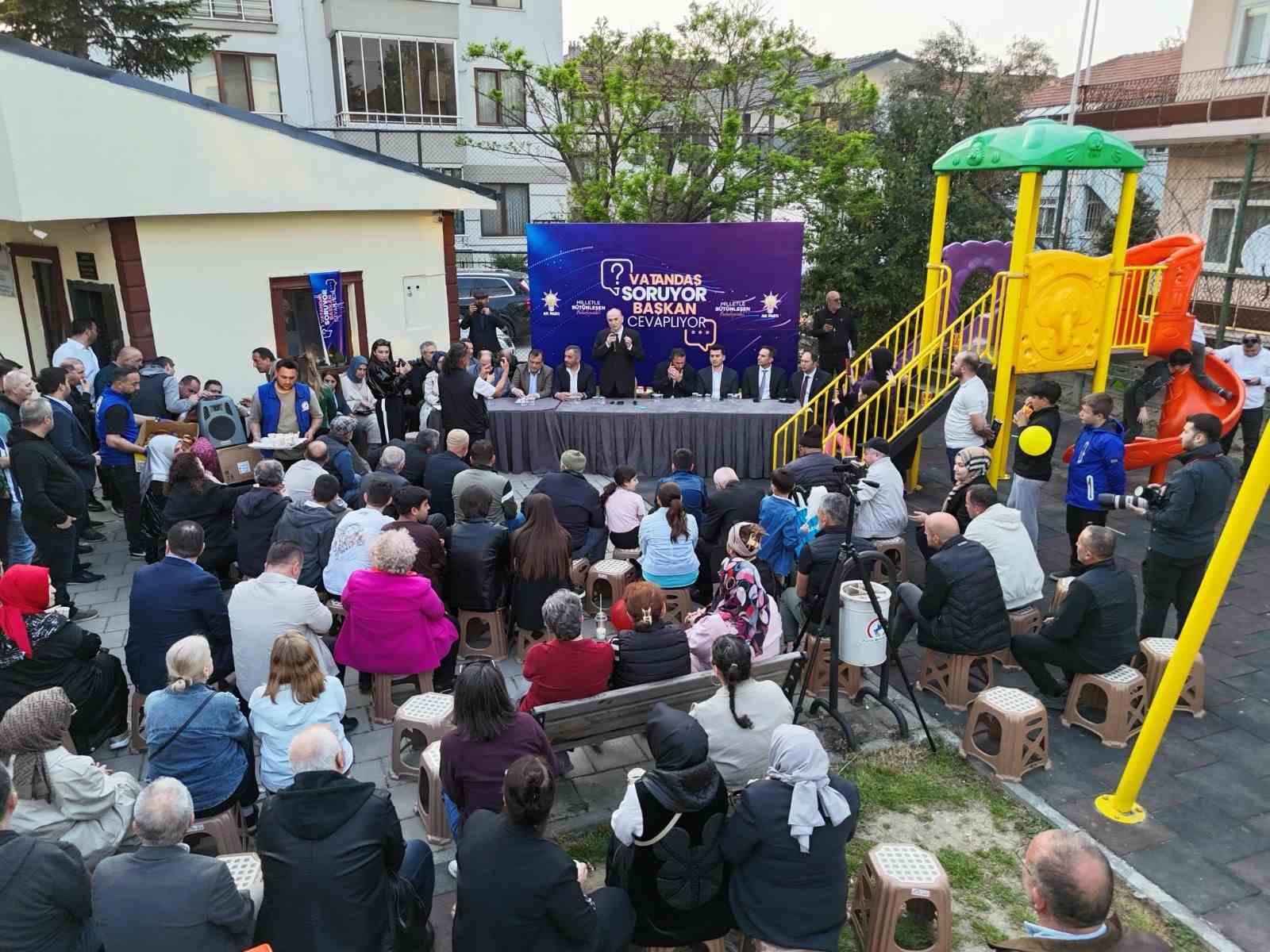 Başkan Faruk Özlü vatandaşla bir araya geldi