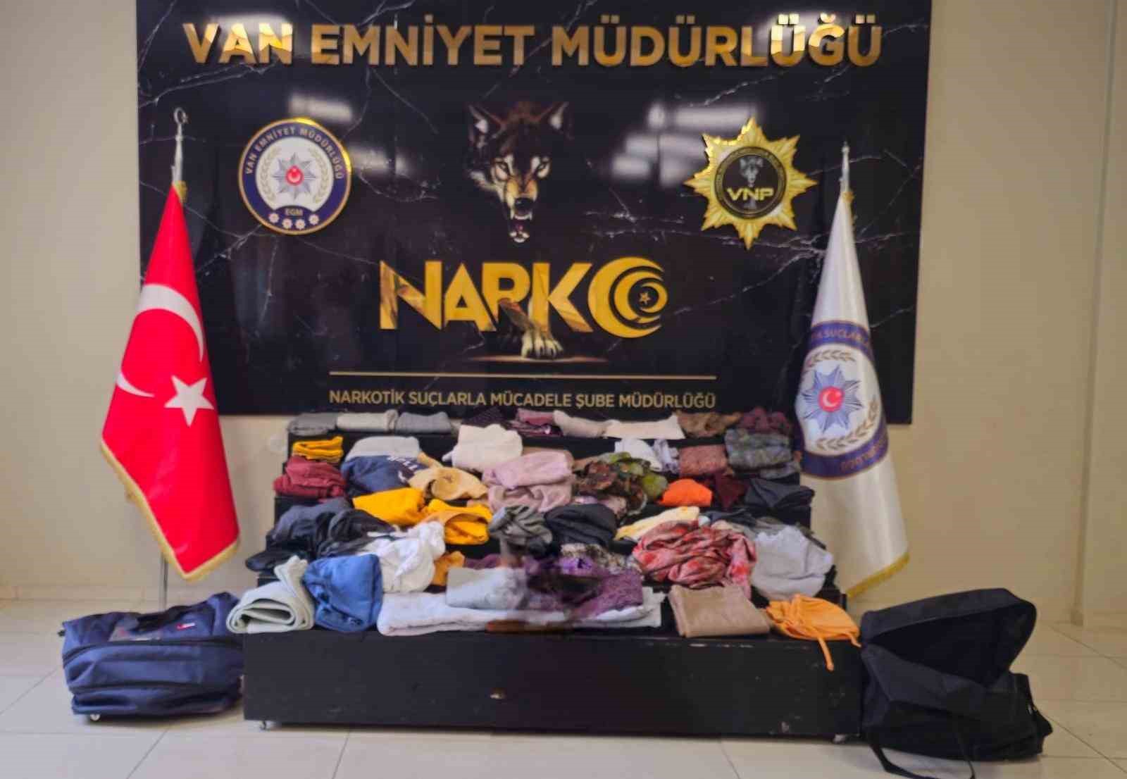 Van’da pes dedirten uyuşturucu kaçakçılığı yöntemi