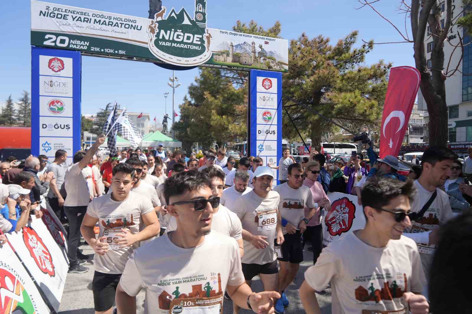 Niğde’de Yarı Maraton Tamamlandı