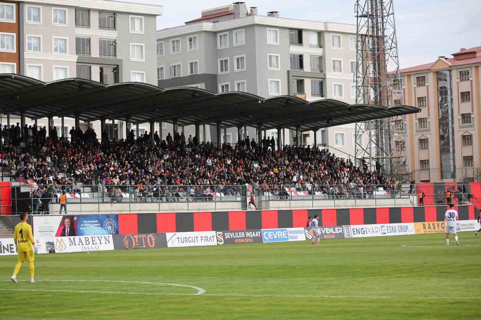 TFF 2. Lig: Vanspor: 1 - Beyoğlu Yeni Çarşı Spor Faaliyetleri: 0
