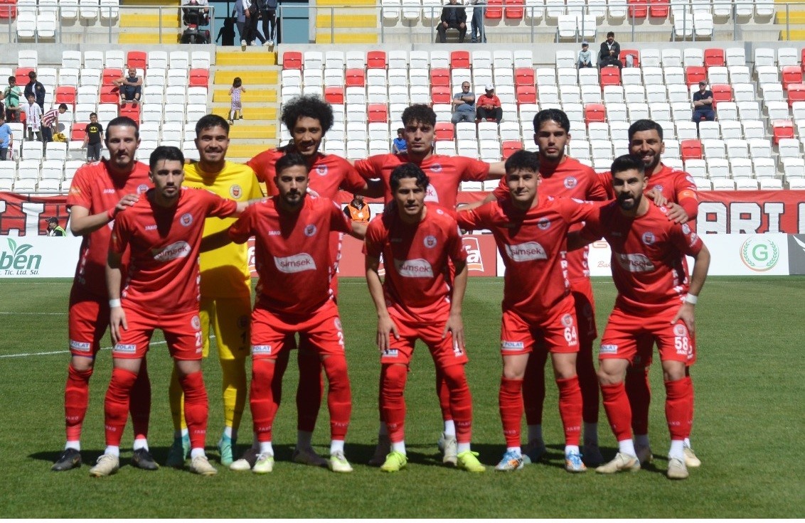 TFF 2. Lig Karaman FK: 3 - Belediye Derincespor: 2