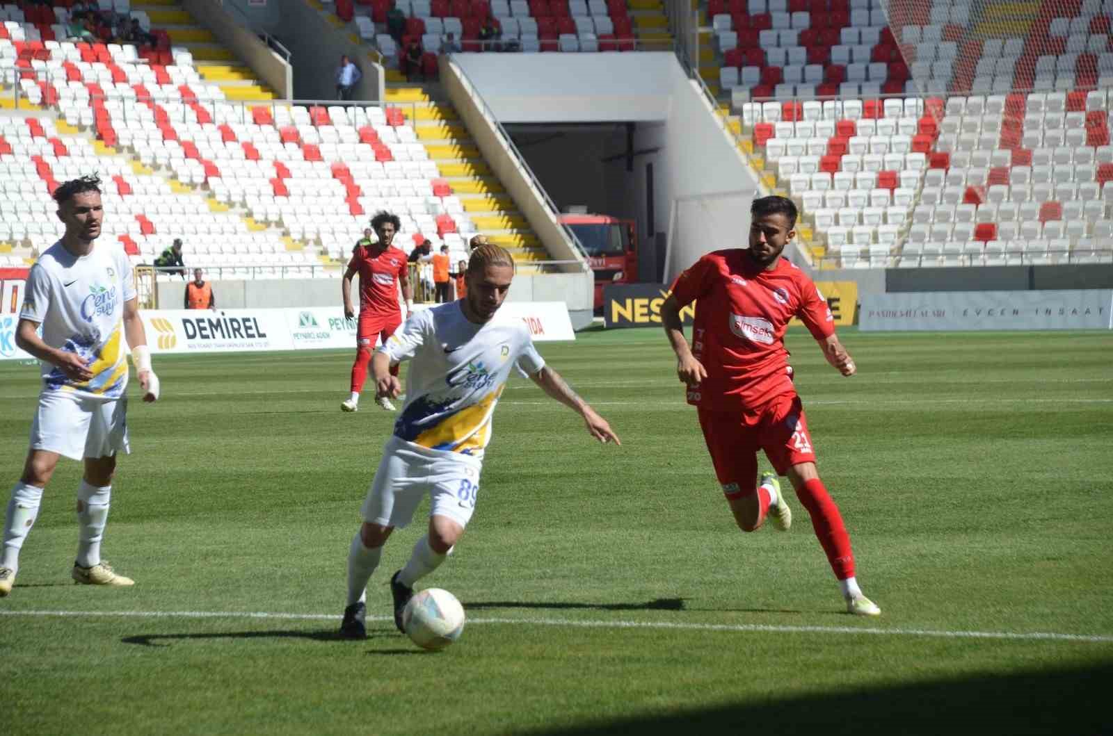 TFF 2. Lig Karaman FK: 3 - Belediye Derincespor: 2