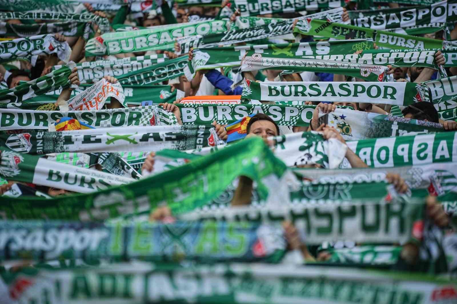 TFF 3. Lig: Bursaspor: 4 - Bornova 1877: 1
