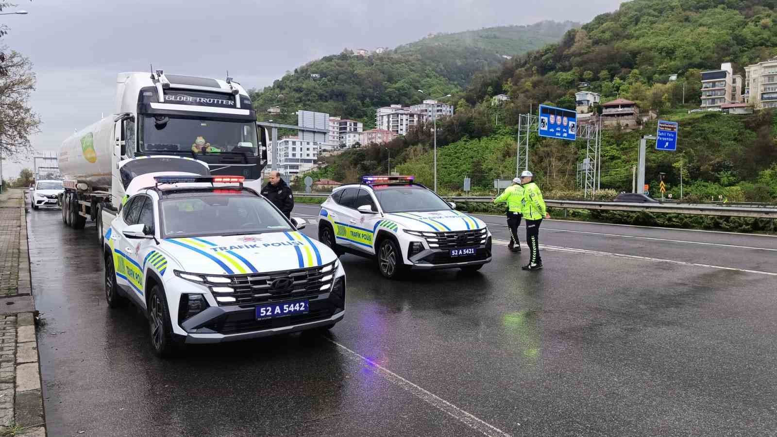 Ordu’da LNG yüklü tankerdeki ’gaz sızıntısı’ ihbarı ekipleri harekete geçirdi