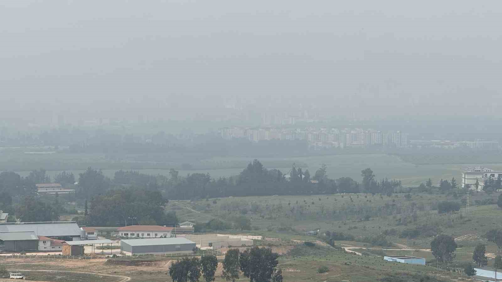 Adana&rsquo;da sis etkili oldu
