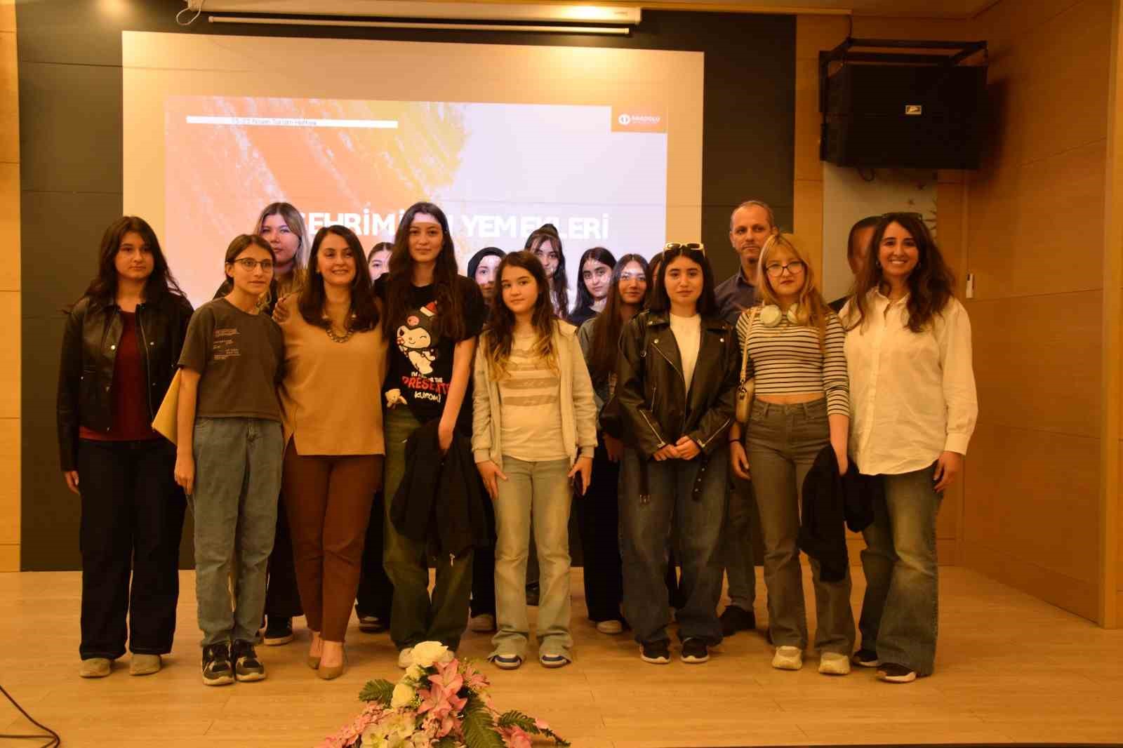 Eskişehir’de Turizm Haftası’nda ‘Şehrimizin Yemekleri’ semineri düzenlendi